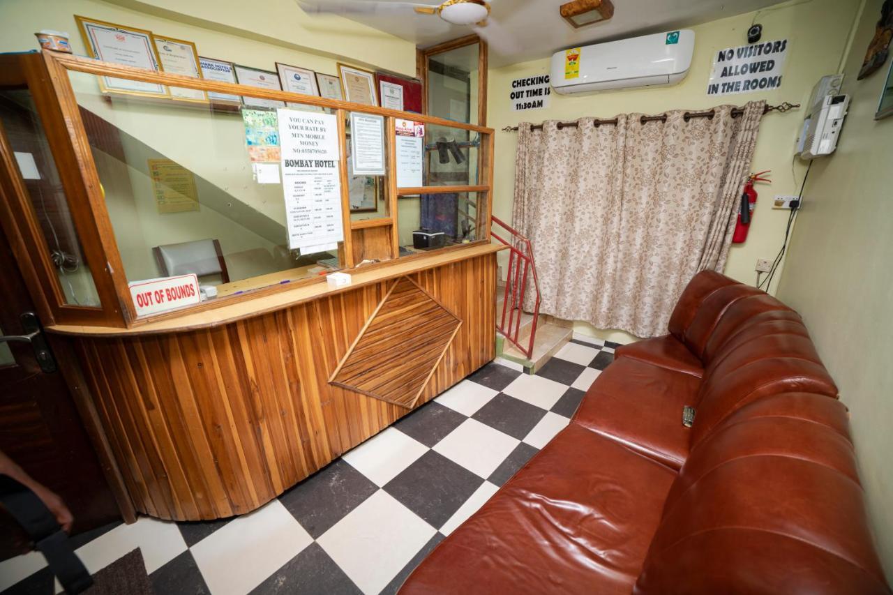 Bombay Hotel Accra Ngoại thất bức ảnh