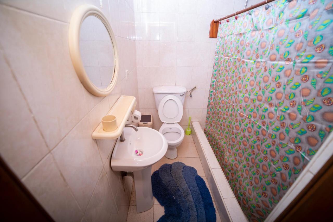 Bombay Hotel Accra Ngoại thất bức ảnh